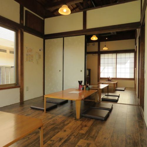 <p>[Available for reserved seats on the 2nd floor] A spacious and open interior that can be reserved for 15 to 20 people ♪ You can use it from a small number of people in various scenes such as after-work drinking parties and company banquets!</p>