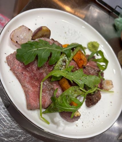 和牛のサーロインの炭火焼き