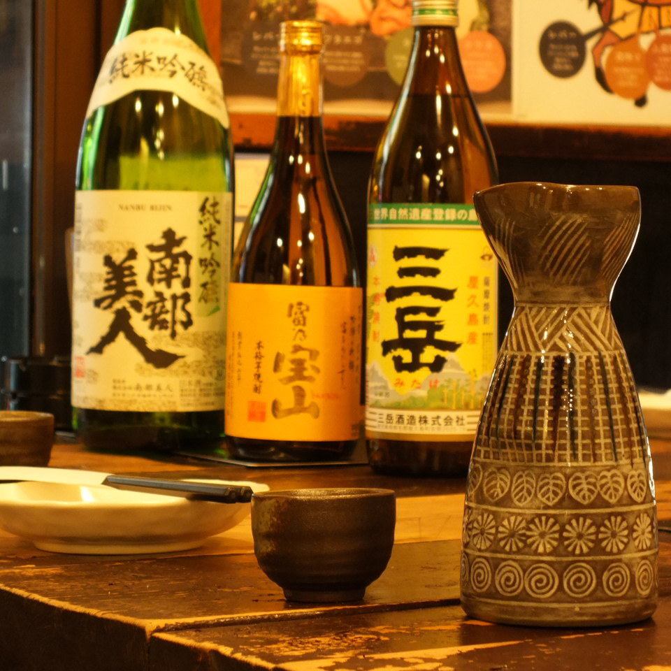 [Adult hideout] A calm atmosphere where adults gather ♪ Horse meat and sake