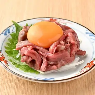 桜ユッケ