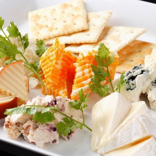 Cheese platter *Price for 3 types