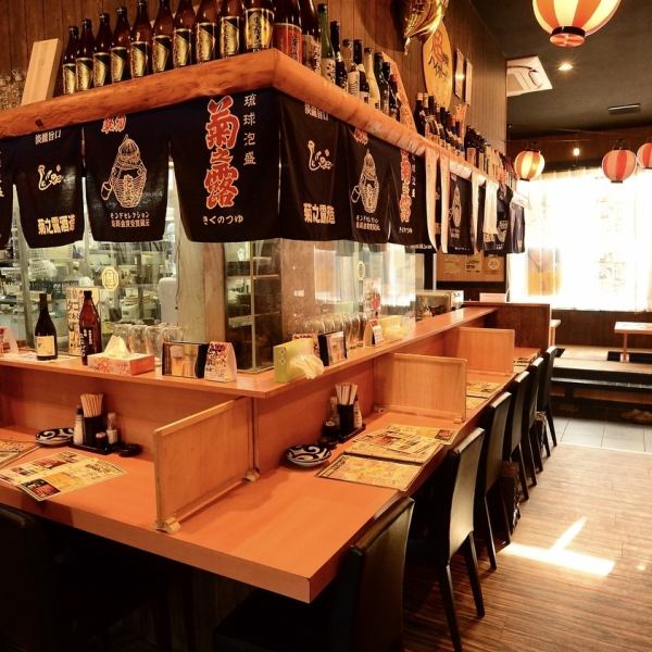 We also have counter seats, so you can feel free to come by yourself ♪ You can use it for a variety of occasions, such as getting to know regular customers, going on a date, with friends, or a girls' night out ♪