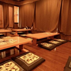 Room tatami room for 4 people x 3 tables.6 people x 3 tables