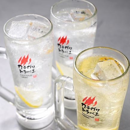 【お好きな料理と】トラベエのゆったり2時間単品飲み放題2,200円(税込)※L.O.も2時間