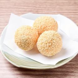 現炸芝麻餃子（1個）