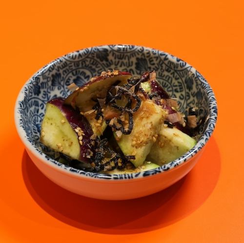 水ナスと塩昆布のゴマ和え