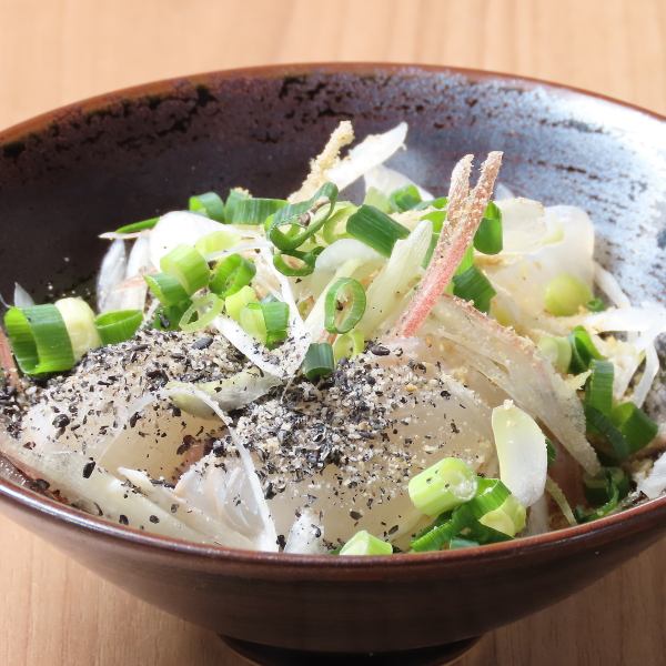 [Sesame sea bream] A menu with many repeat customers that is perfect for sake!