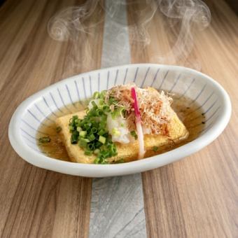 出汁風呂に入っただし巻き玉子