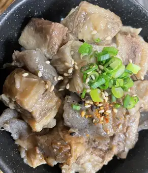 特製すじこん煮込み