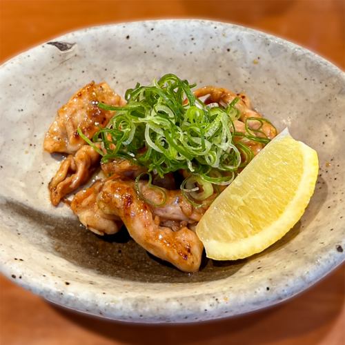 鶏せせり柚子胡椒炒め
