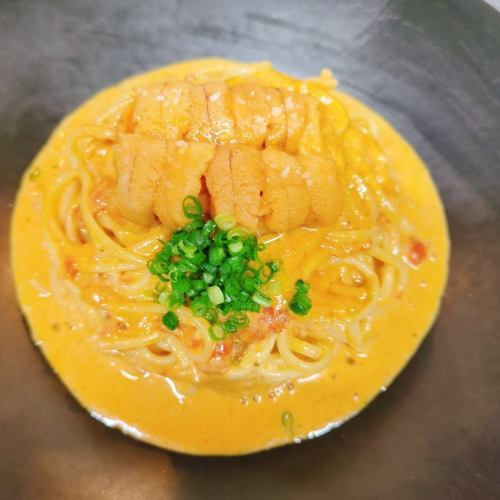 Tomato cream pasta with Hokkaido special sea urchin