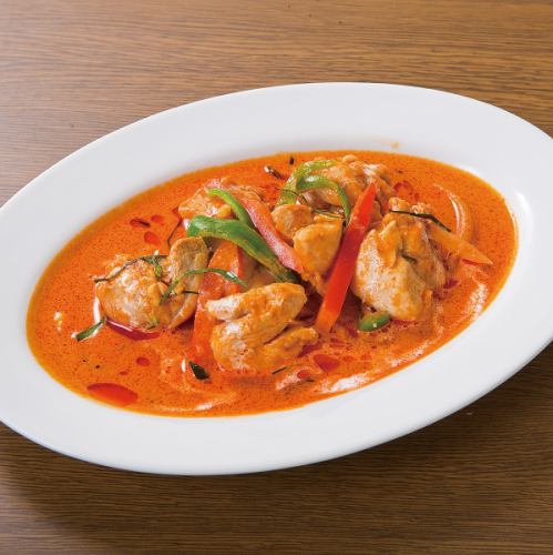 Dry red curry (chicken or pork)