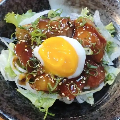 海鮮ユッケ