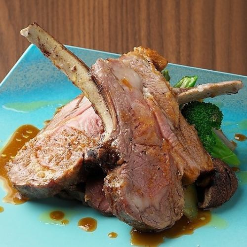 香草酱烤羊肉