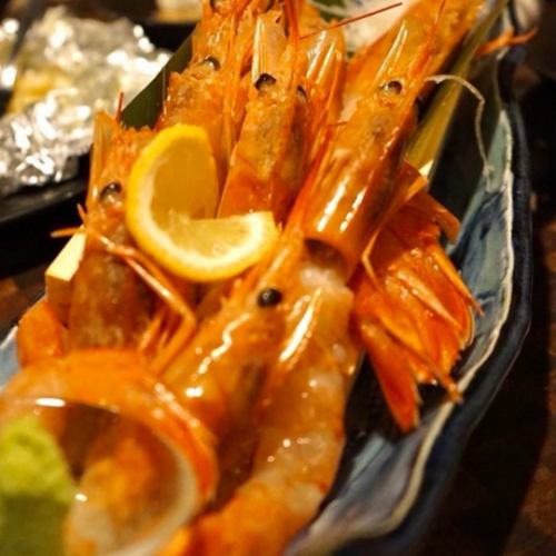 皆さま、こんにちは。
和創作 空 西新宿です。

6月15日 日曜日

本日も元気に、
営業致します！

今日は、お席に
余裕がございますので、
みなさまお誘い合わせの上
是非ご来店下さい！

また、当店では、
ご宴会や、ご予約につきまして、
お電話でのお問い合わせも
しております。

お気軽にお電話下さい。
よろしくお願い致します。

全国の幻の銘酒と
厳選素材の創作和食

和創作　空　西新宿
https://www.kuu-corporation.co.jp/kuu
営業時間　16：00∼24：00
電話　03-5348-9799

#西新宿　#西新宿グルメ #西新宿ディナー #西新宿居酒屋　#西新宿7丁目　#西新宿７丁目居酒屋　#西新宿7丁目グルメ　#新宿居酒屋　#新宿グルメ #新宿ディナー #日本酒　#飛露喜　#十四代　#日本酒揃いました #美味しい　#旬の食材 #吟撰 #夏酒 #ホットレストラン #爾今 #プレミア日本酒　 #プレミア日本酒が飲める #日本酒が美味しいお店 #季節感を大切に #ニュースzero #キリン #新宿個室 #和創作空