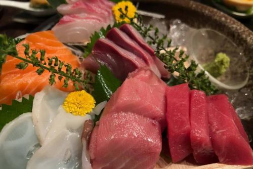 【新宿×居酒屋×和食】新宿駅徒歩5分！和食と居酒屋を堪能◎/日本酒/個室/雲丹/いくら/宴会/刺身/restaurant/레스토랑/餐厅 

こんにちは。
和創作 空 西新宿です。

9月25日 木曜日

本日も多くのお客様に
ご予約を頂きまして、
誠にありがとうございます！

まだまだ遅い時間には、
お席に余裕がございます。

お気軽に、
お問い合わせ下さい！

全国の幻の銘酒と
厳選素材の創作和食

和創作　空　西新宿
https://www.kuu-corporation.co.jp/kuu
営業時間　16：00∼24：00
電話　03-5348-9799

#西新宿　#西新宿グルメ #西新宿ディナー #西新宿居酒屋　#西新宿7丁目　#西新宿７丁目居酒屋　#西新宿7丁目グルメ　#新宿居酒屋　#新宿グルメ #新宿ディナー #日本酒　#飛露喜　#十四代　#日本酒揃いました #美味しい　#旬の食材 #手作り料理 #旬の野菜 #旬の魚　#爾今 #プレミア日本酒　 #プレミア日本酒 #和創作空西新宿
