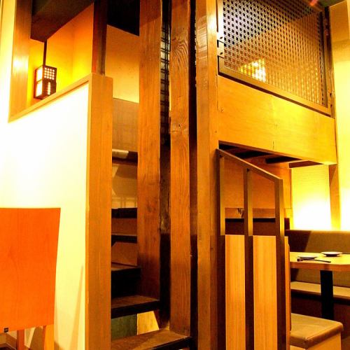 人気のロフト個室は4名様～6名様で御利用頂けます♪人気のお部屋ですのでご予約がオススメです☆