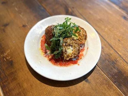 奢華的小米飯：Arancini Italiana