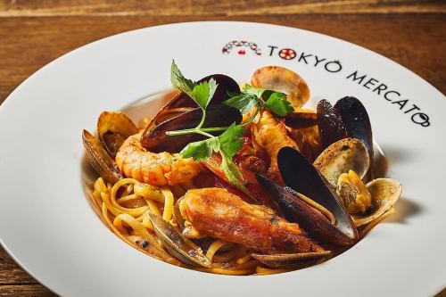海の幸たっぷり リングイネ・ペスカトーレ