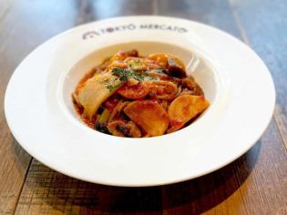 本日のトマトソースパスタ