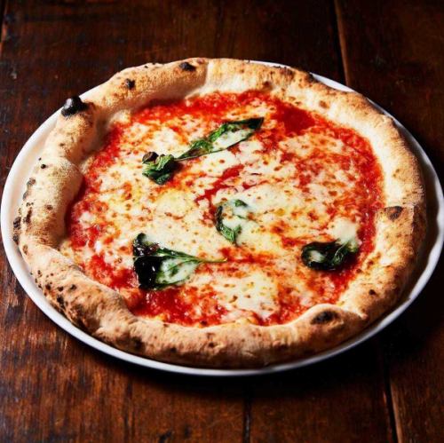 窯焼き香る 本格ナポリピッツァ・マルゲリータ