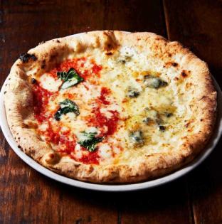 メタメタ(マルゲリータ&クワトロフォルマッジ)