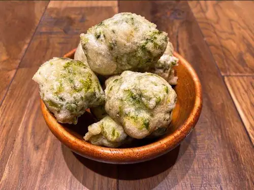 漁師風ゼッポリーネ～あおさと海苔の香り漂う磯の一品～