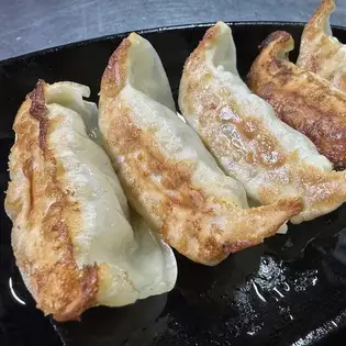 철판 만두
