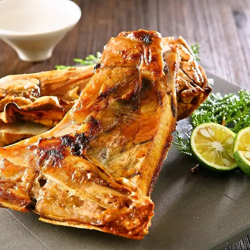 本日の鮮魚のカマ揚げ焼き