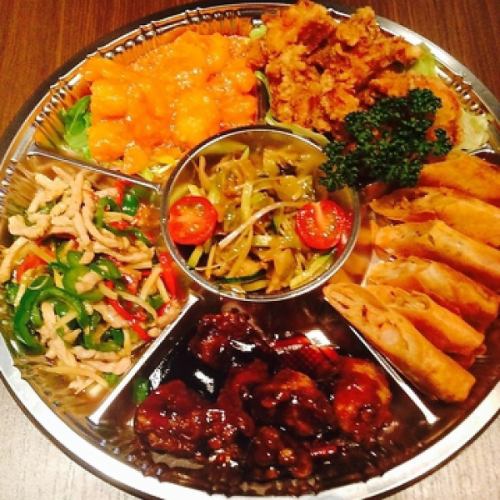 Authentic Chinese hors d'oeuvre for 4 to 5 people (reservation required)