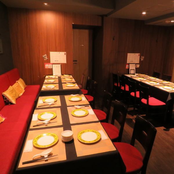 It is possible to reserve the entire floor for up to 30 people♪ We will prepare according to your budget, such as company banquets, welcome and farewell parties, New Year's parties, etc. Please feel free to contact us.The glass-enclosed exterior gives a clean impression, and the interior has a calm and chic interior.It's also conveniently located near Higobashi Station on the Yotsubashi Subway Line.