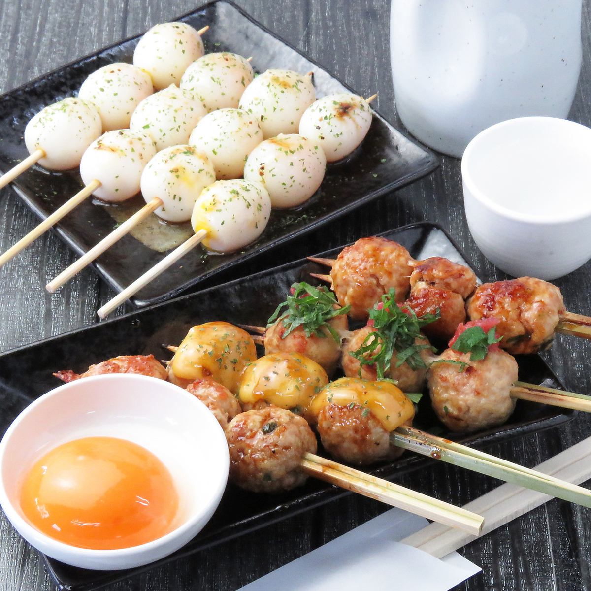 炭火で焼き上げる絶品焼き鳥！名物のつくね、うずらもぜひ♪
