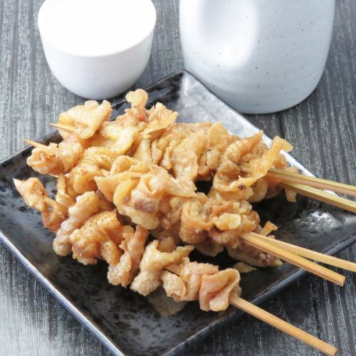 ◇◆お一人様３本まで鶏皮39円(税込)と激安でご提供！！◆◇