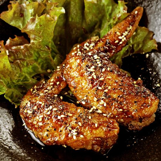 Very popular chicken wings! Ichitori's signature chicken wings are available in two types: gold wings and silver wings♪