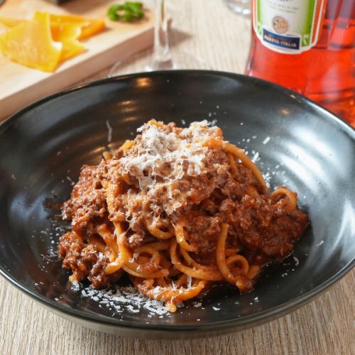 自家製と本場食材へのこだわり