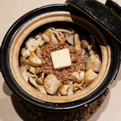 鶏そぼろと木ノ子の炊き込み