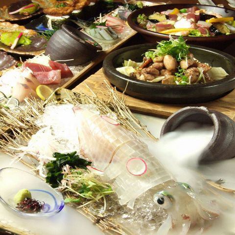 我们提供美味的博多美食，包括我们的特色菜“长矛鱿鱼”！