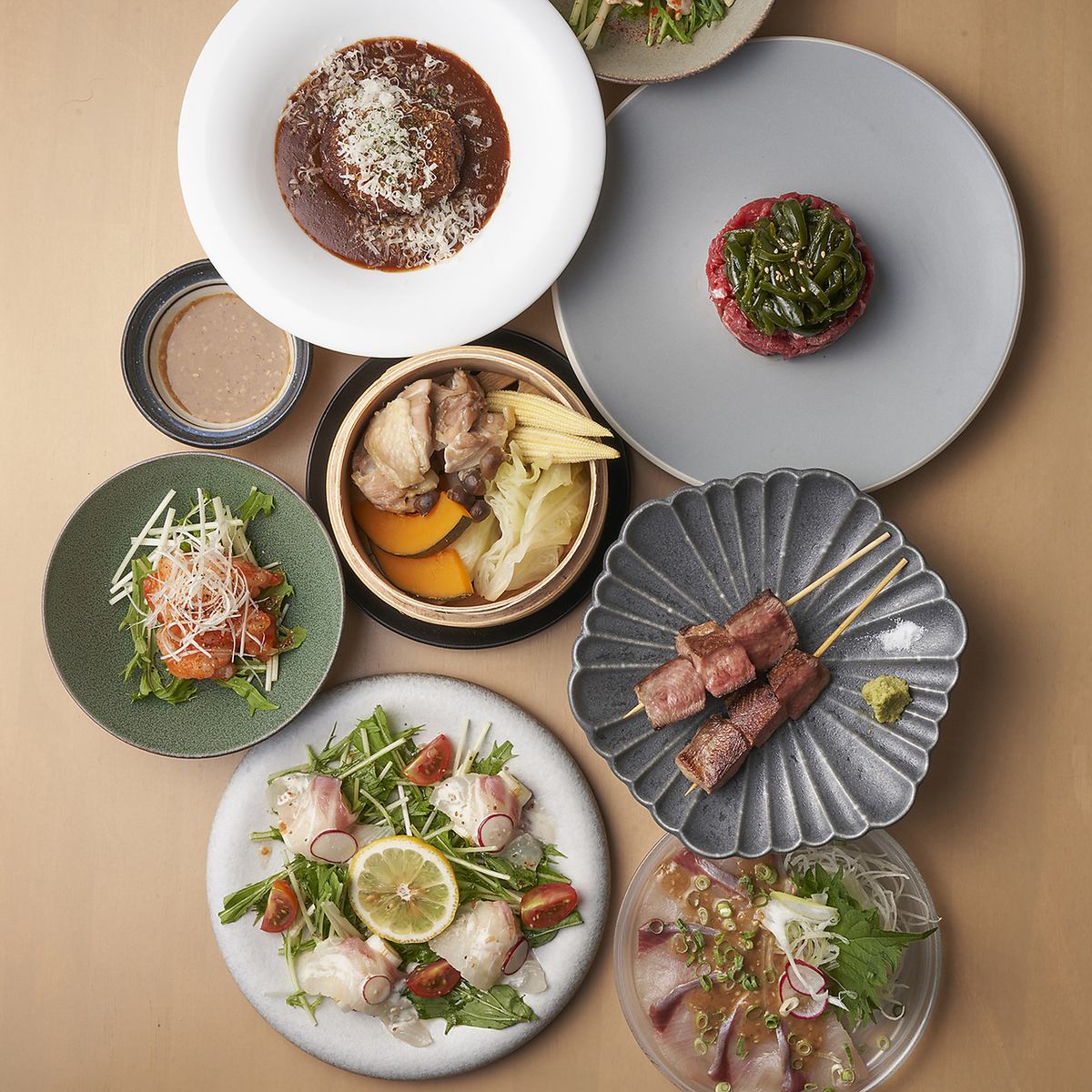 こだわり食材厳選！旬の魚、お肉、野菜を使った逸品メニュー