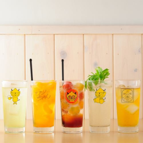 Use this coupon to get a free drink when you enter by 6pm!