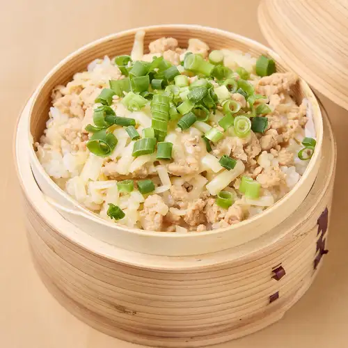 せいろご飯 鶏そぼろチーズ