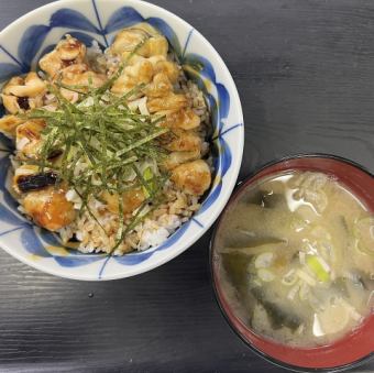 焼き鳥丼/海鮮丼