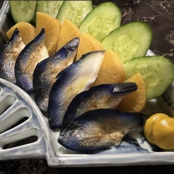 漬物盛り合わせ/鶏皮ポン酢