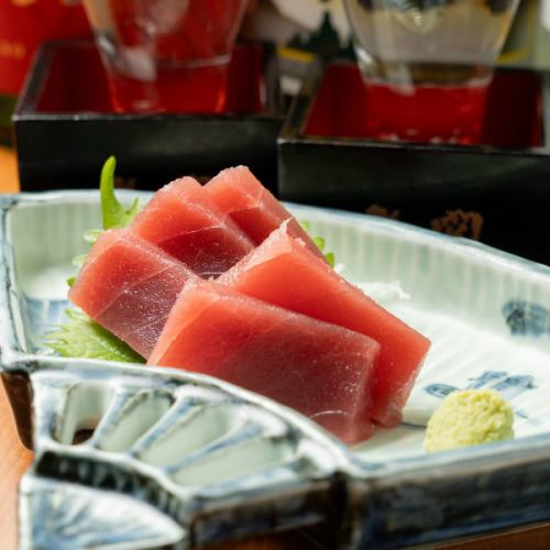 マグロ刺し/ホタテ刺し/カツオたたき