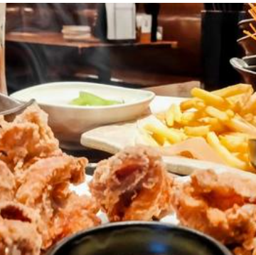 こだわりの焼肉、鉄板メニューが食べられる！