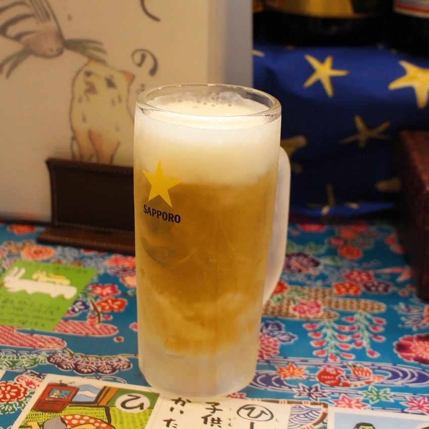 The course where you can enjoy a wide variety of draft beer, awamori, etc. is popular ◎