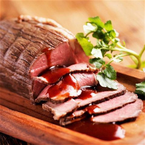 A rich drink and delicious meat menu! New sensation meat bar «Mitsui»