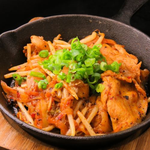 Iron plate pig kimchi