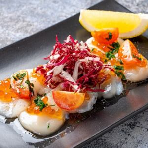 Hokkaido Tokoro scallop carpaccio with salmon roe