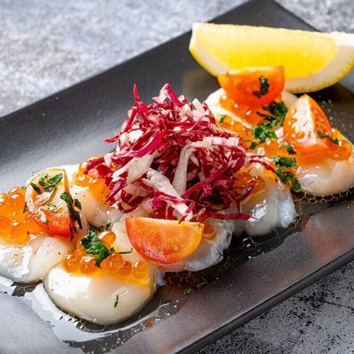 Hokkaido Tokoro scallop carpaccio with salmon roe