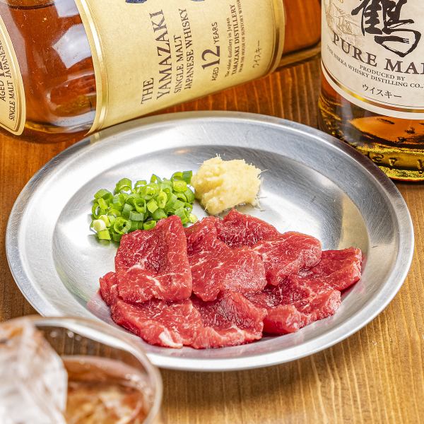 ≪鮮度抜群！柔らかさの虜≫熊本直送赤身馬刺し 1,290円（税込）